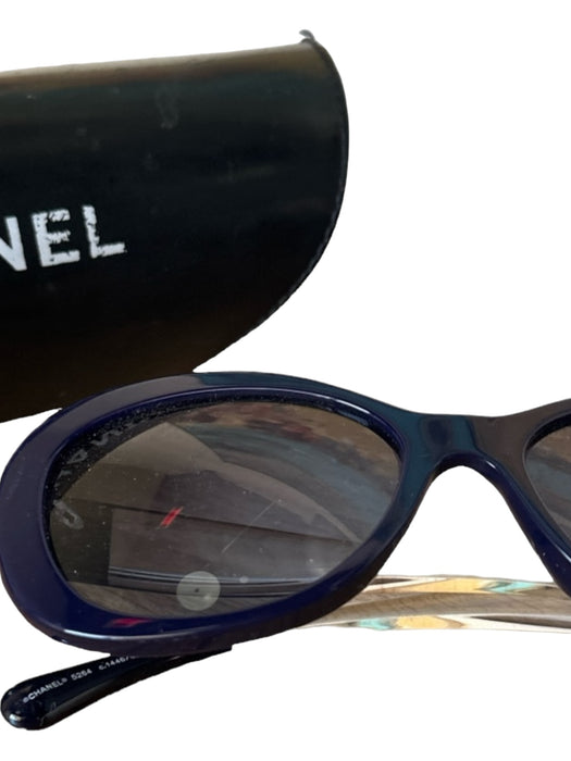 Chanel Navy Clear round Cat Eye Chunky Case Inc. Sunglasses Navy