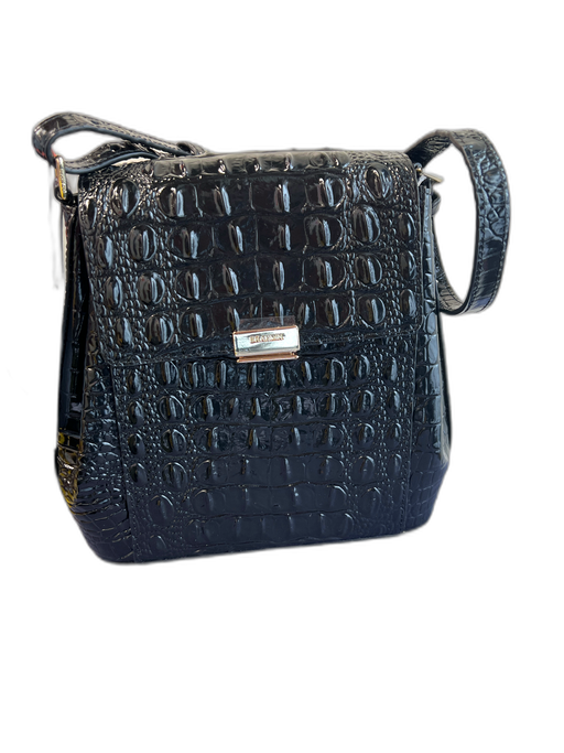 Brahmin Black Leather Upper envelope flap Reptile Print Gold Hardware Bag Black / Medium