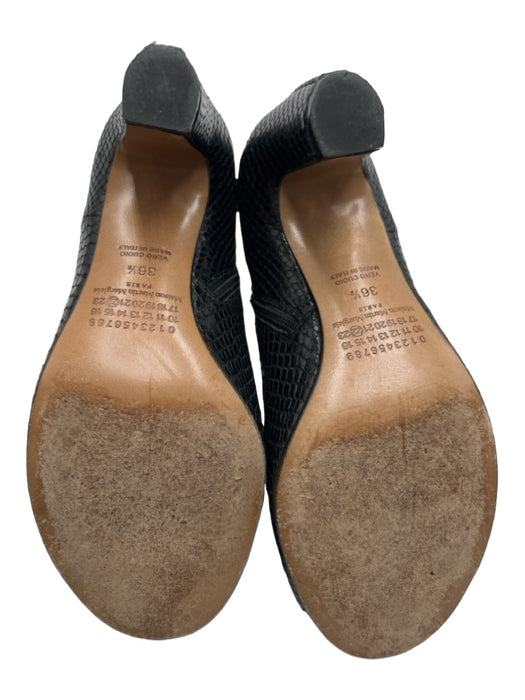 Maison Martin Margiela Shoe Size 36.5 Black Leather Side Zip Animal Booties Black / 36.5