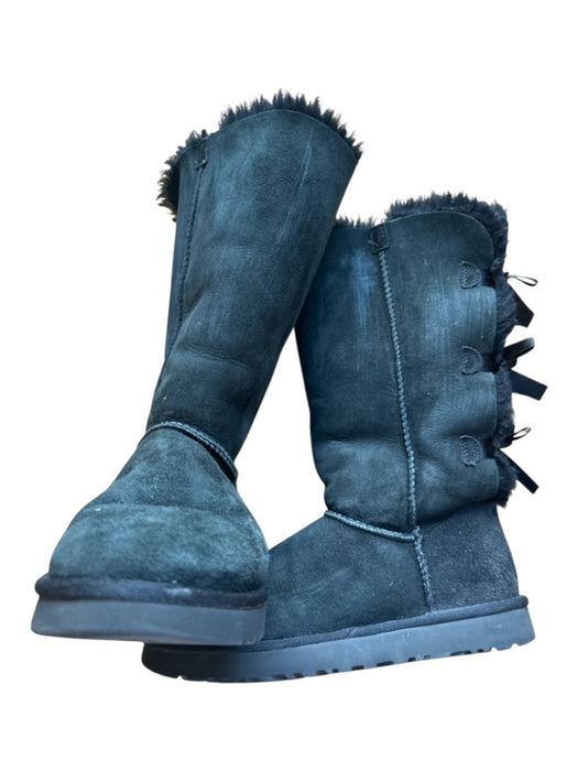 Ugg Shoe Size 7 Black Suede Shearling Lined Back Bows Boots Black / 7