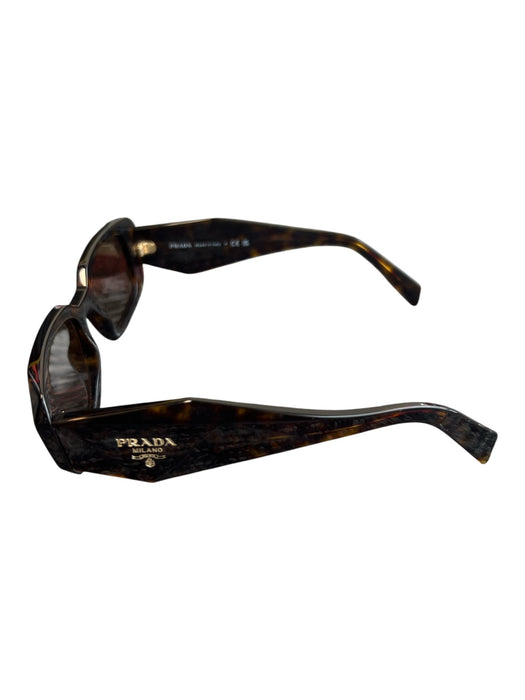 Prada Tortoise shell Acetate Chunky Temples Logo Sunglasses Tortoise shell