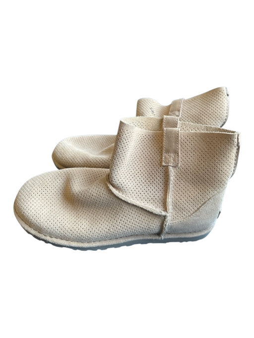 Ugg Shoe Size 10 Brown Suede Perforated Booties Brown / 10