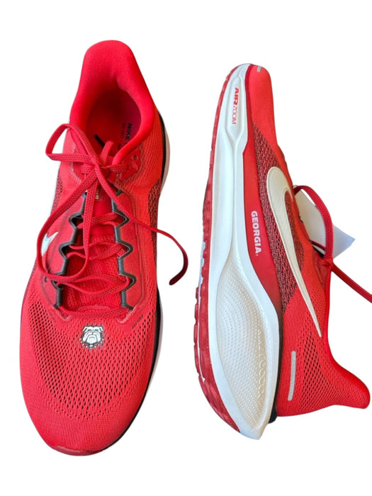 Nike Shoe Size 12.5 Red & White Mesh Running Athletic Men's Sneakers Red & White / 12.5