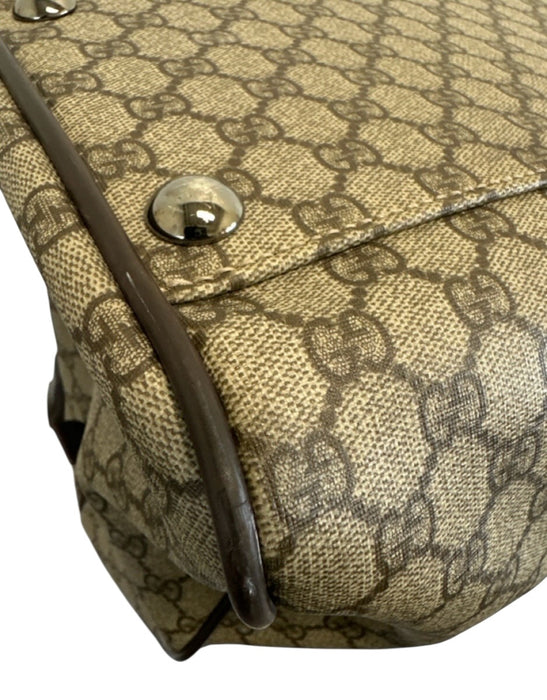 Gucci Minor Wear Tan Leather Guccissima Duffle Men's Bag Tan