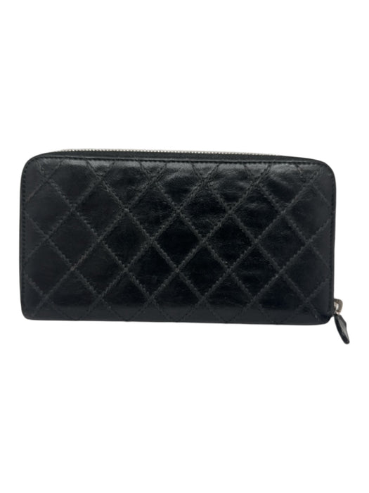 Chanel Black Leather Quilted Zip Around SHW Wallets Black