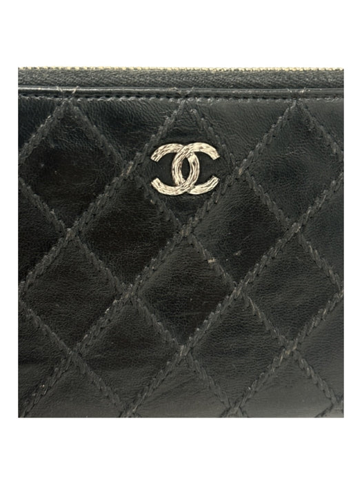 Chanel Black Leather Quilted Zip Around SHW Wallets Black
