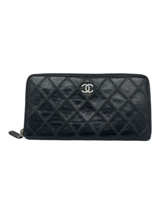 Chanel Black Leather Quilted Zip Around SHW Wallets Black