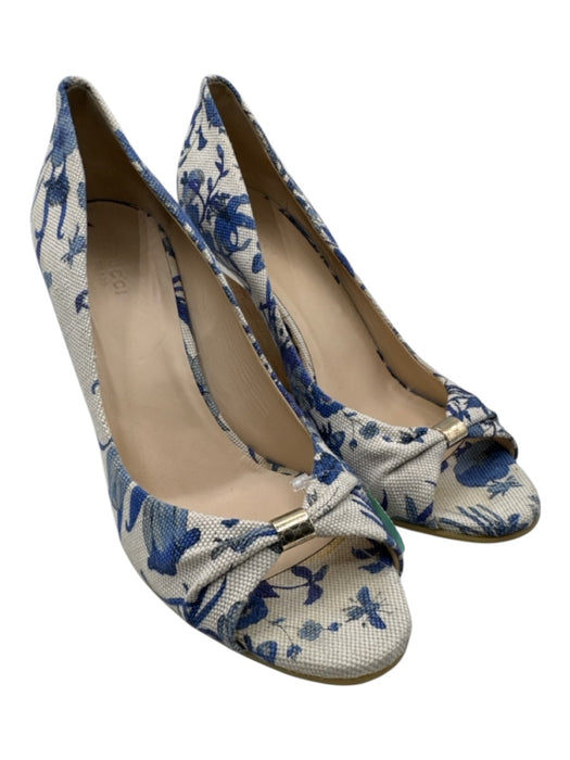 Gucci Shoe Size 9.5 Cream, Blue, Beige Textile Peep Toe Floral Print Wedges Cream, Blue, Beige / 9.5