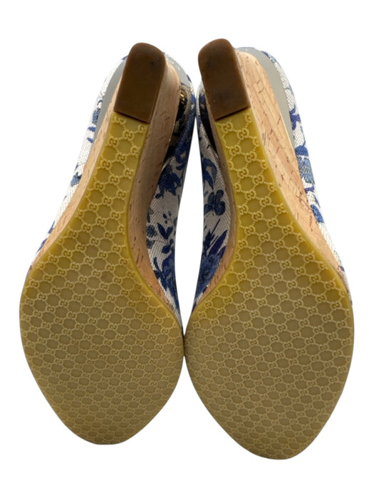 Gucci Shoe Size 9.5 Cream, Blue, Beige Textile Peep Toe Floral Print Wedges Cream, Blue, Beige / 9.5