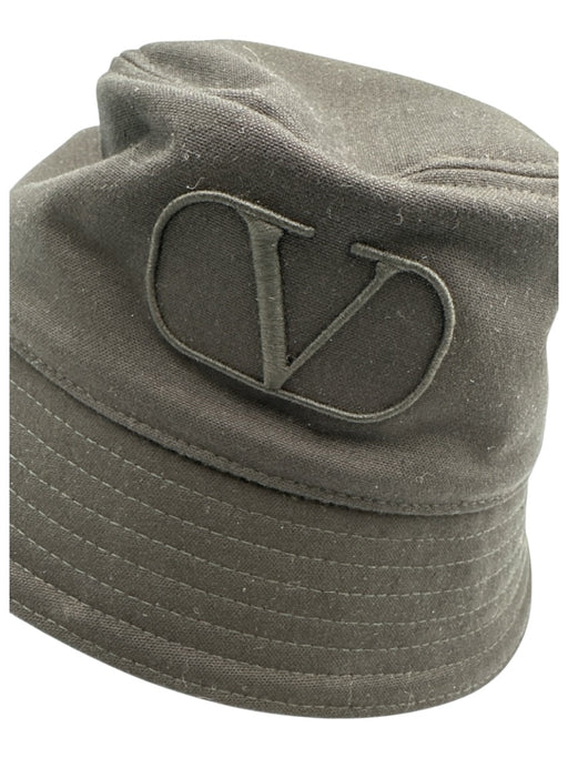Valentino Black Cotton Embroidered Logo Bucket Hat Black / 58