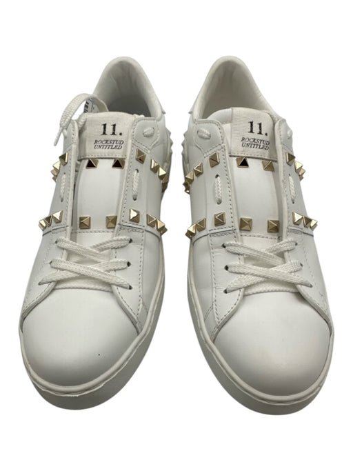 Valentino Garavani Shoe Size 40 White Leather Upper Gold Tone Details Sneakers White / 40