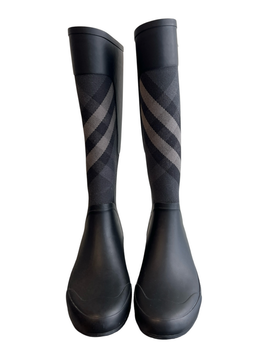 Burberry Shoe Size 7 Black & Gray Rubber Plaid Knee High Novacheck Lined Boots Black & Gray / 7