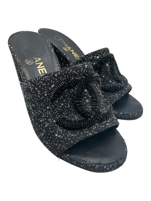 Chanel Shoe Size 36.5 Black & White Canvas open toe Block Heel Sequin Sandals Black & White / 36.5