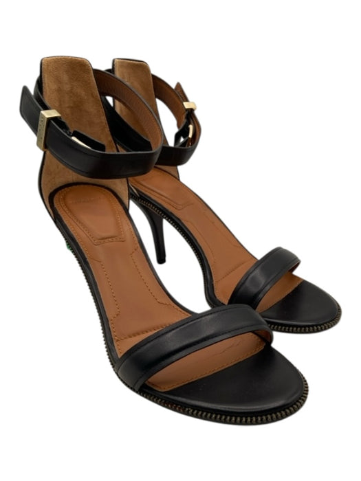 Givenchy Shoe Size 36 Black Leather Toe Strap Ankle Strap Zipper Detail Sandals Black / 36