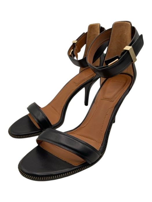 Givenchy Shoe Size 36 Black Leather Toe Strap Ankle Strap Zipper Detail Sandals Black / 36