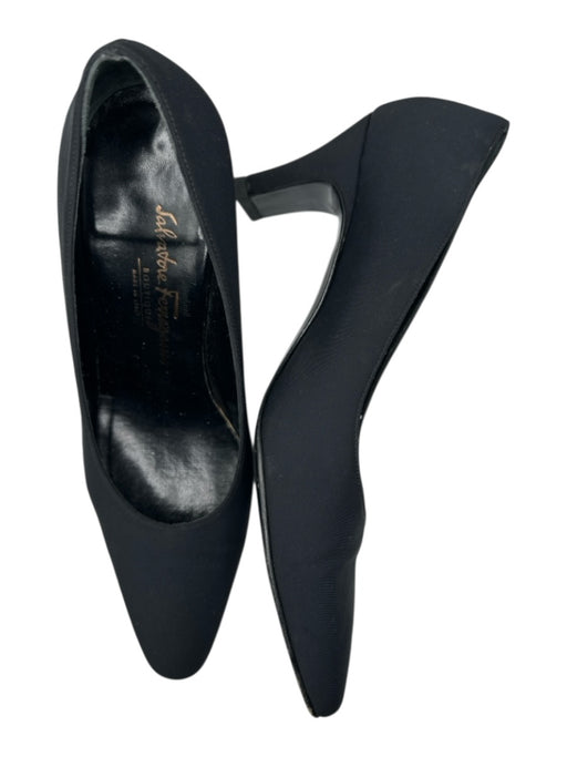 Salvatore Ferragamo Shoe Size 7B Black Matte Soft Pointed Toe Pumps Black / 7B