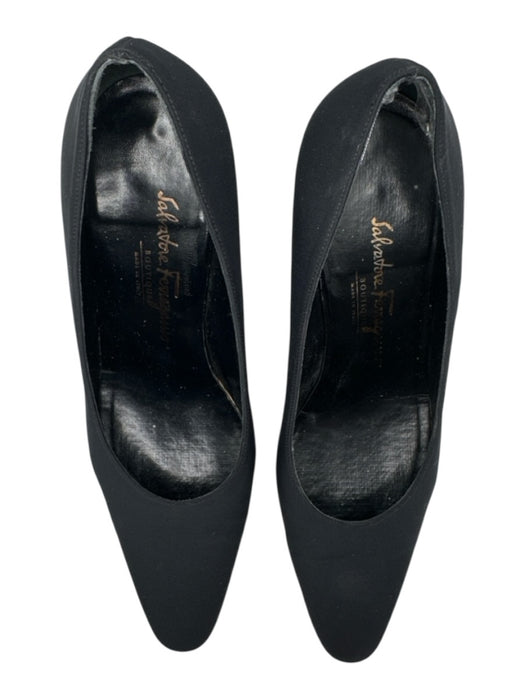 Salvatore Ferragamo Shoe Size 7B Black Matte Soft Pointed Toe Pumps Black / 7B