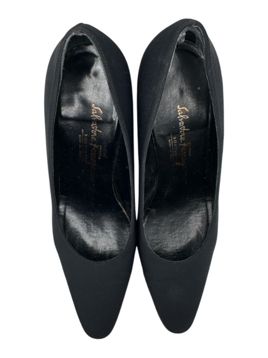 Salvatore Ferragamo Shoe Size 7B Black Matte Soft Pointed Toe Pumps Black / 7B