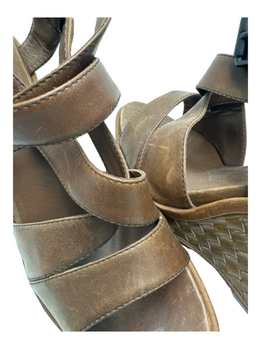 Bottega Veneta Shoe Size 40.5 Brown Leather Strappy Wedge Woven Sandals Brown / 40.5