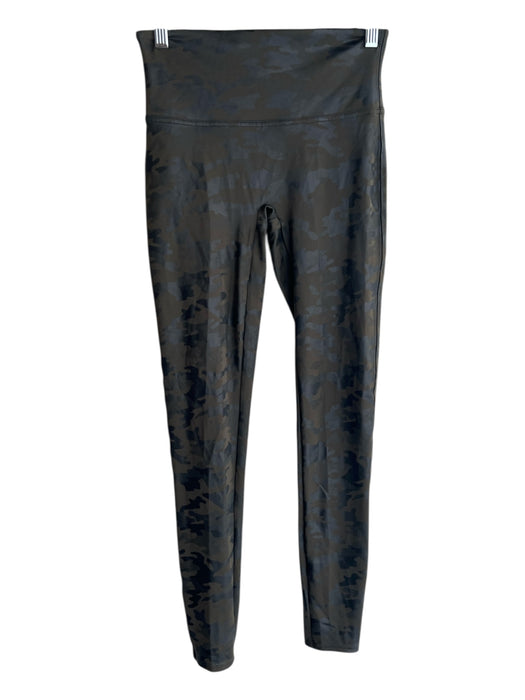 Spanx Size Medium Green & Black Nylon Wide Waist Band Camoflage Leggings Green & Black / Medium