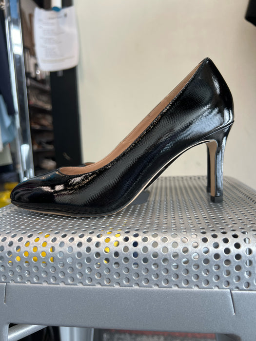 Cole Haan Shoe Size 7 Black Patent Leather Round Toe solid color Stiletto Heels