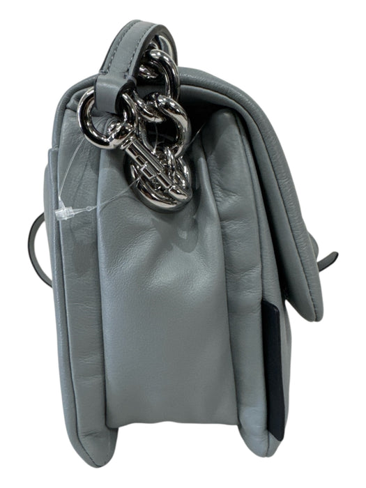 Marc Jacobs Gray & Silver Leather Magnetic  Flap Chain Strap Removable Strap Bag Gray & Silver / S