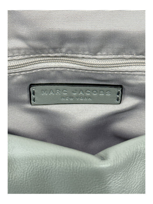 Marc Jacobs Gray & Silver Leather Magnetic  Flap Chain Strap Removable Strap Bag Gray & Silver / S