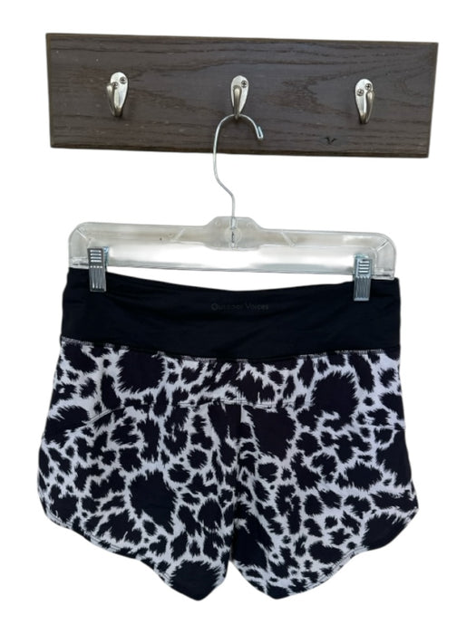 Outdoor Voices Size M Black & White Recycled Polyester Blend Waist Band Shorts Black & White / M