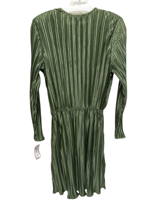 Buru Size M Green Polyester Pleated Long Sleeve Deep V Dress Green / M