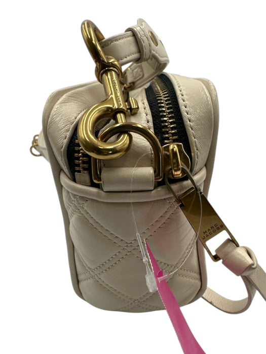 Marc Jacobs Cream White Lamb leather Zip Close Quilted Gold Hardware Bag Cream White / Small