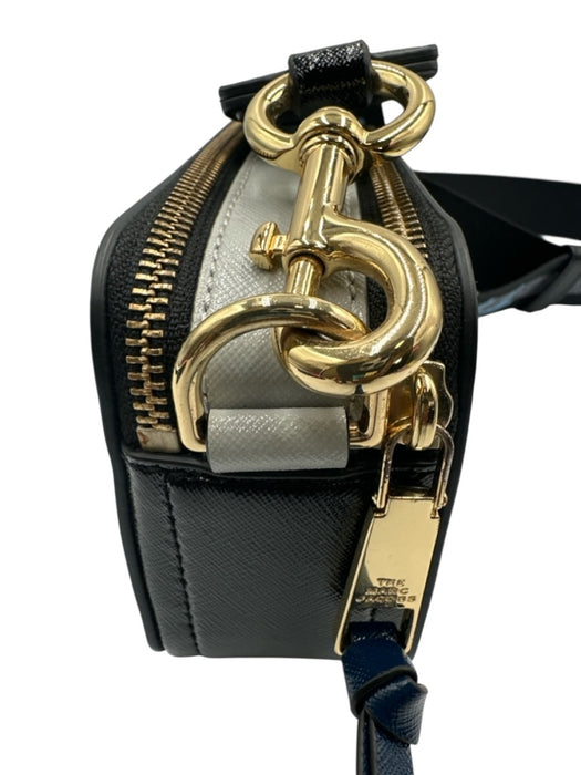 Marc Jacobs Blue, Black, Gold Saffiano Leather Zip Close Logo Color Block Bag Blue, Black, Gold / Small