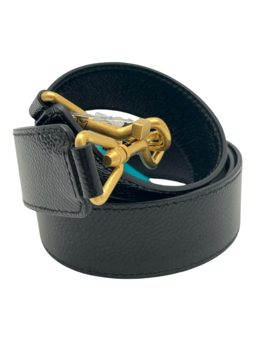 Thom Browne Black Pebbled Leather Gold Tone Hardware Latch Bag Strap Bag Black / S