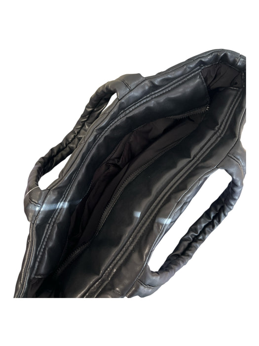 Marc Jacobs Black Double Handle Quilted Top Zip Tote Bag Black / Medium