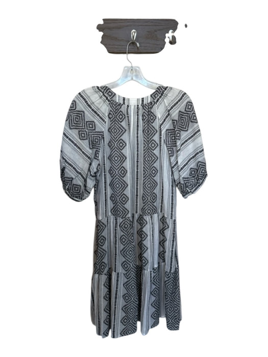 Velvet Size M White & Black Cotton 3/4 Balloon Sleeve Tribal Split Neck Dress White & Black / M