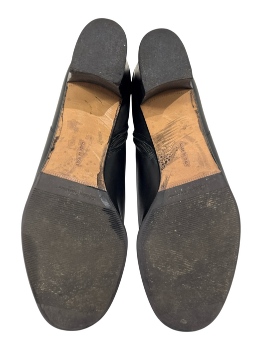 Salvatore Ferragamo Shoe Size 10 Black Leather Almond Toe Side Zip Booties Black / 10