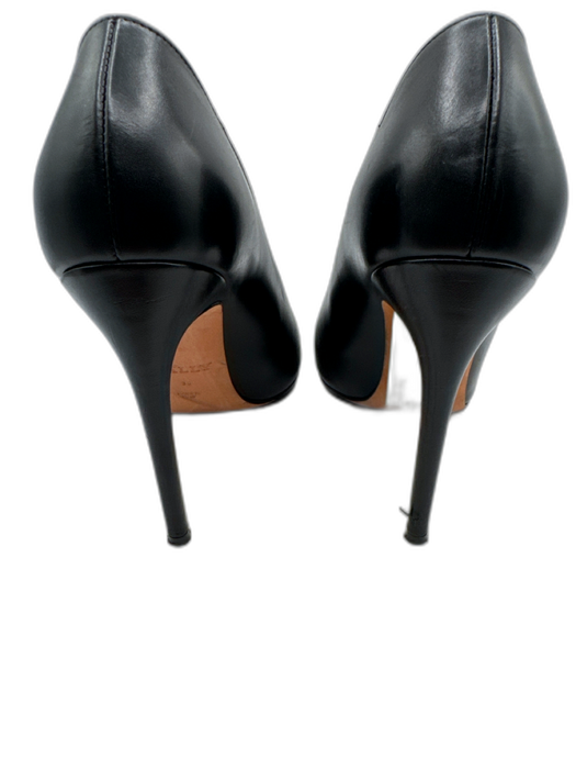 Bally Shoe Size 39 Black Leather Pointed Toe Stiletto Pumps Black / 39