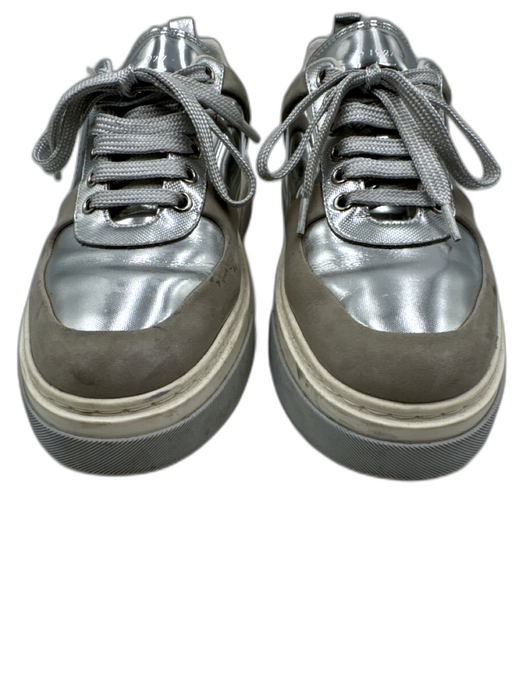 Salvatore Ferragamo Shoe Size 8 Silver Leather Metallic Laces Low Top Sneakers Silver / 8