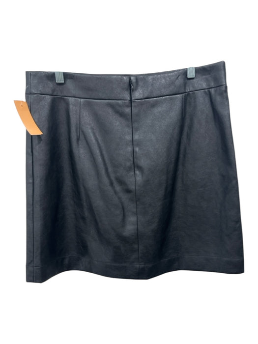 J Crew Size 14 Black Faux Leather Back Zip Skirt Black / 14
