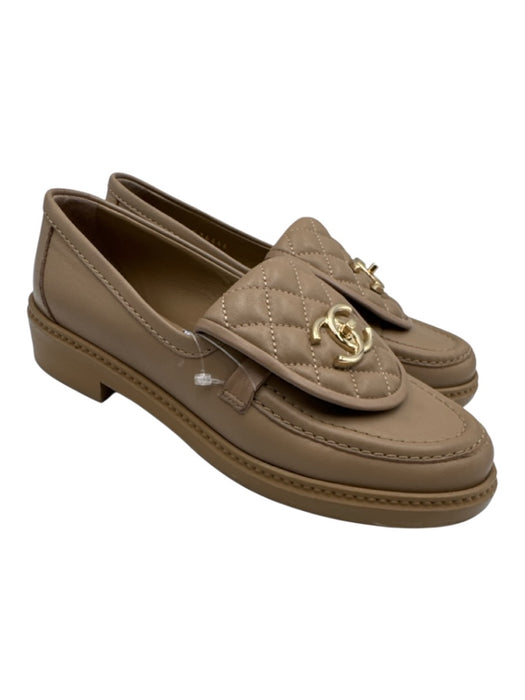 Chanel Shoe Size 37 Light Brown Leather Quilted Turn Lock Almond Toe Loafers Light Brown / 37
