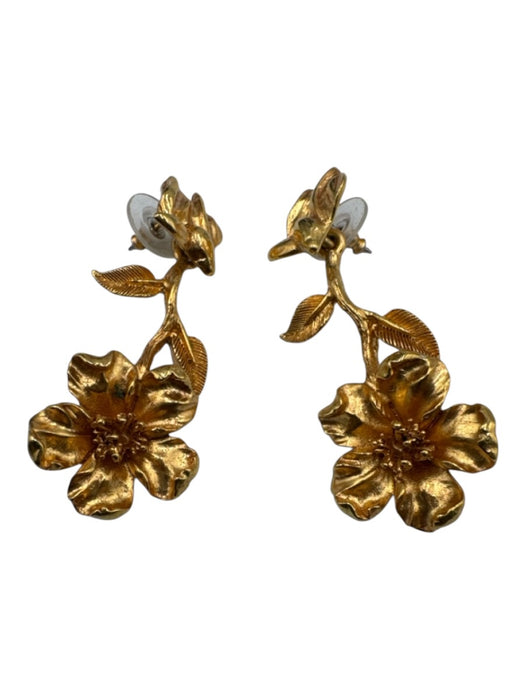 Oscar de la Renta Gold Tone Metal Post Back Flower Drop Earrings Gold Tone