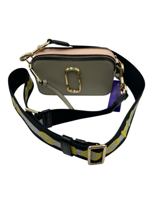 Marc Jacobs Beige Saffiano Leather Gold Tone Hardware Zip Close Crossbody Bag Beige