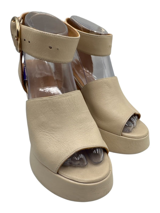 Paloma Barcelo Shoe Size 37 Beige Leather Upper Ankle Buckle Platform Sandals Beige / 37