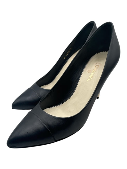 Chanel Shoe Size 38.5 Black Leather Upper Pointed Toe Toe Cap Heel Detail Pumps Black / 38.5