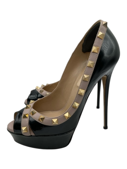 Valentino Garavani Shoe Size 36 Black & Taupe Leather Cut Out Rockstud Pumps Black & Taupe / 36