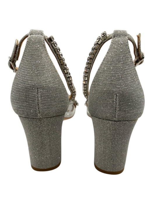 Badgley Mischka Shoe Size 8.5 Silver Textile Crystal Embellishments Sandals Silver / 8.5