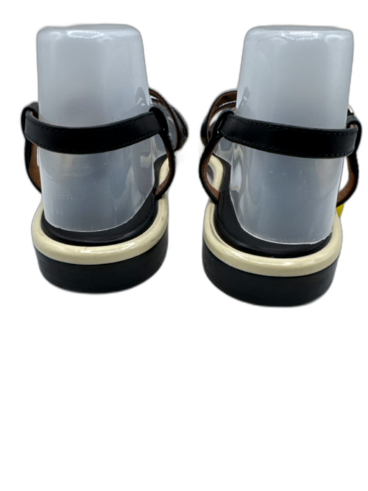Nomasei Shoe Size 40.5 Black & White Leather open toe Flat Strappy Sandals Black & White / 40.5