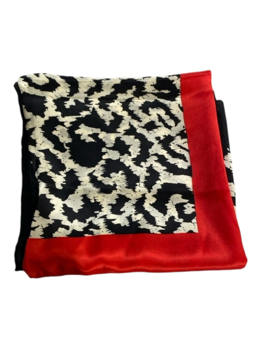 Bill Blass Black, Red, White Missing Fabric Tag Square Abstract Print scarf Black, Red, White / L