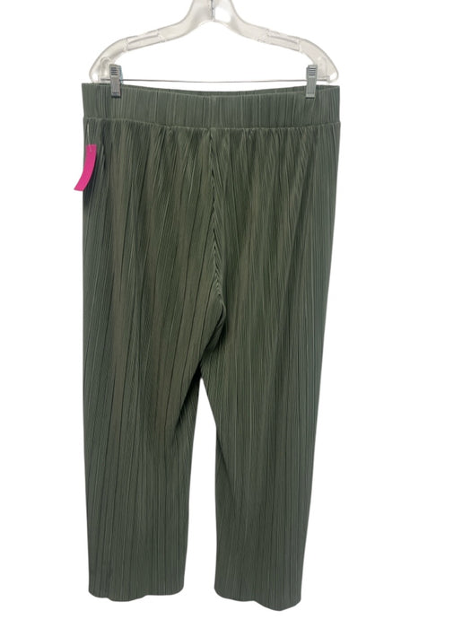 Only Carmakoma Size XL Sage green Polyester Plisse Straight Leg Pant Set Sage green / XL