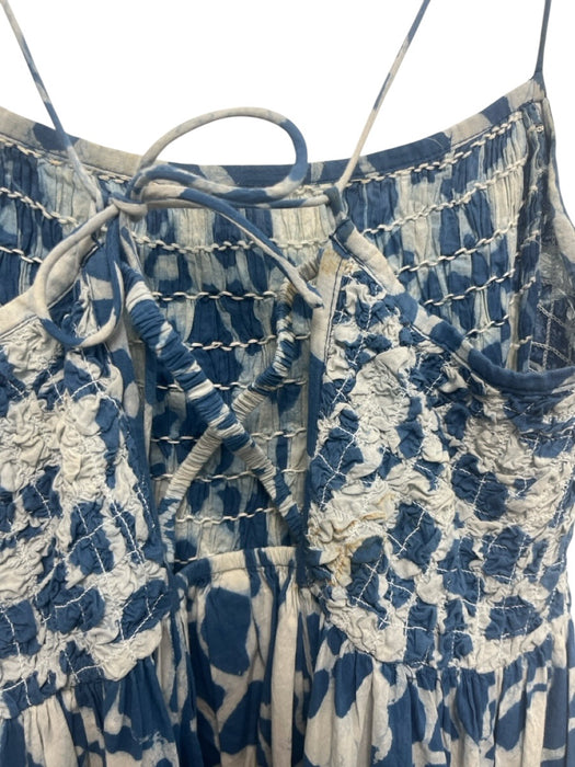 Mirth Size XS Blue & White Cotton shibori dyed Shirred Criss Cross Back Dress Blue & White / XS