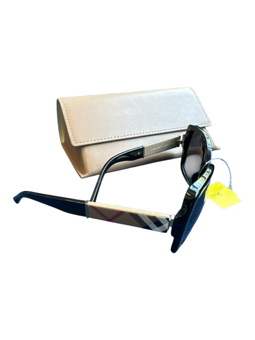 Burberry Black Dark Tint Print Square Frame Sunglasses Black